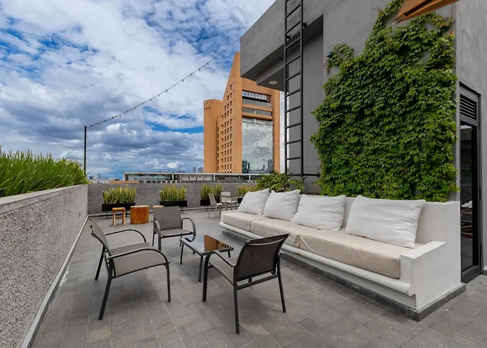Homero Double - Modern 2br *